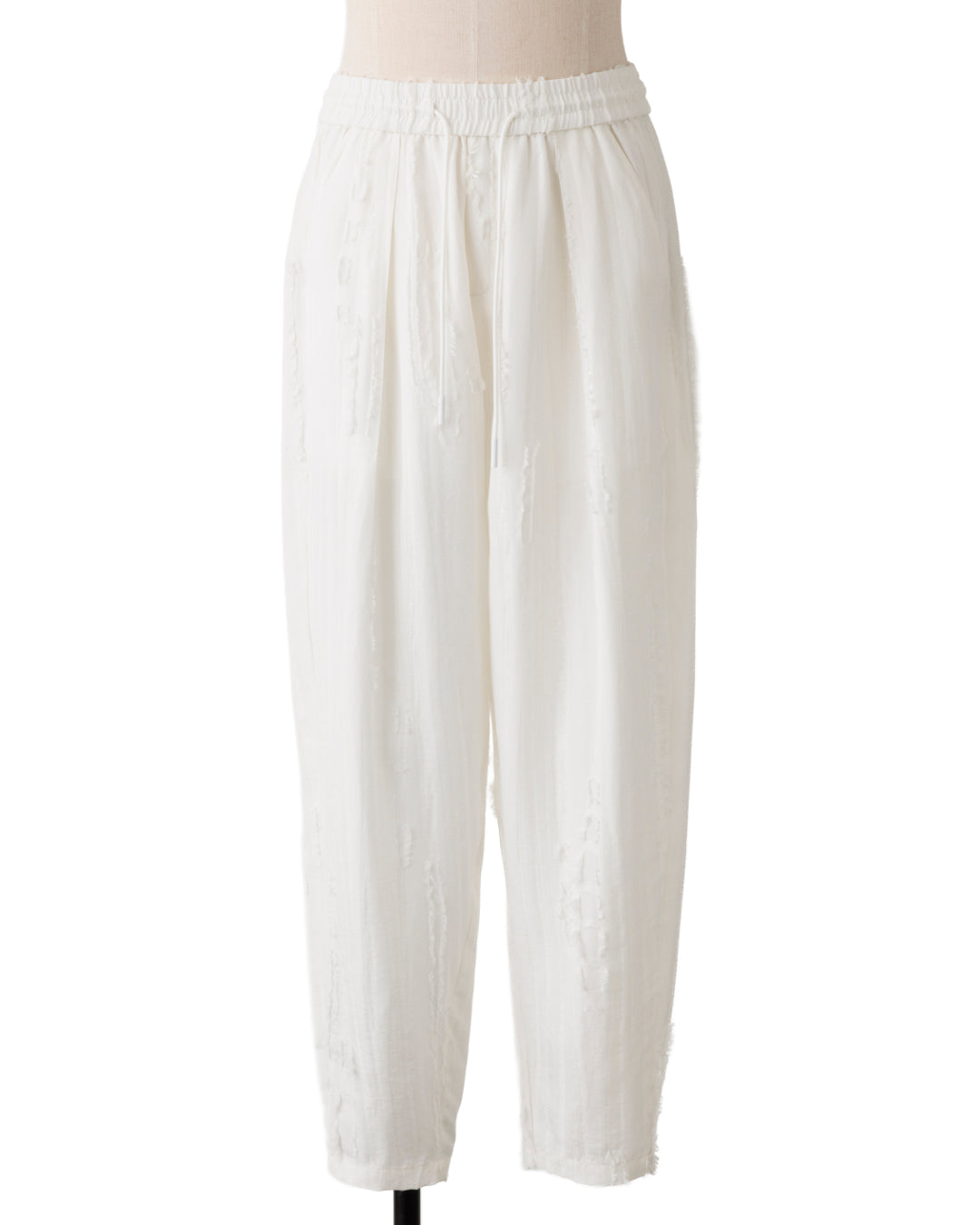 HARRISON WONG / Ripped Texture Carrot Fit Pants - White