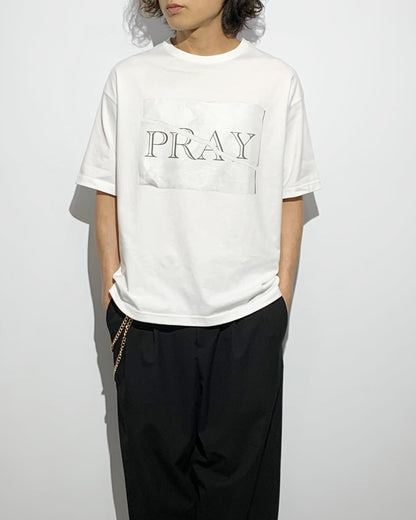 Bennu / Printed Loose Fit Tee - PRAY - WHITE