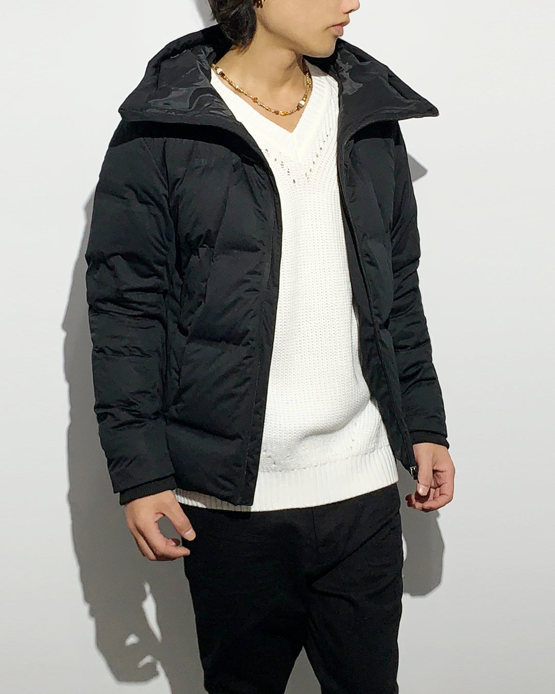 agr / High-Neck Flat Down BZ