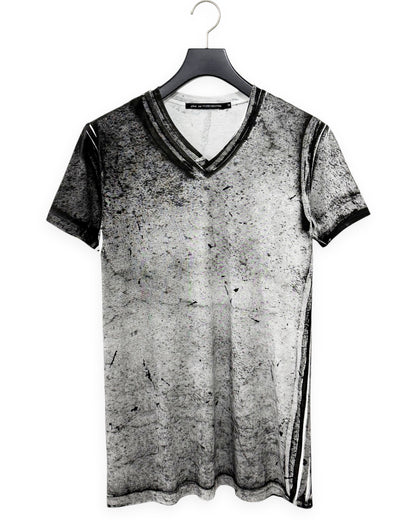 gène par YUKIO MISHIBA / Ash to Ash Vneck Tee