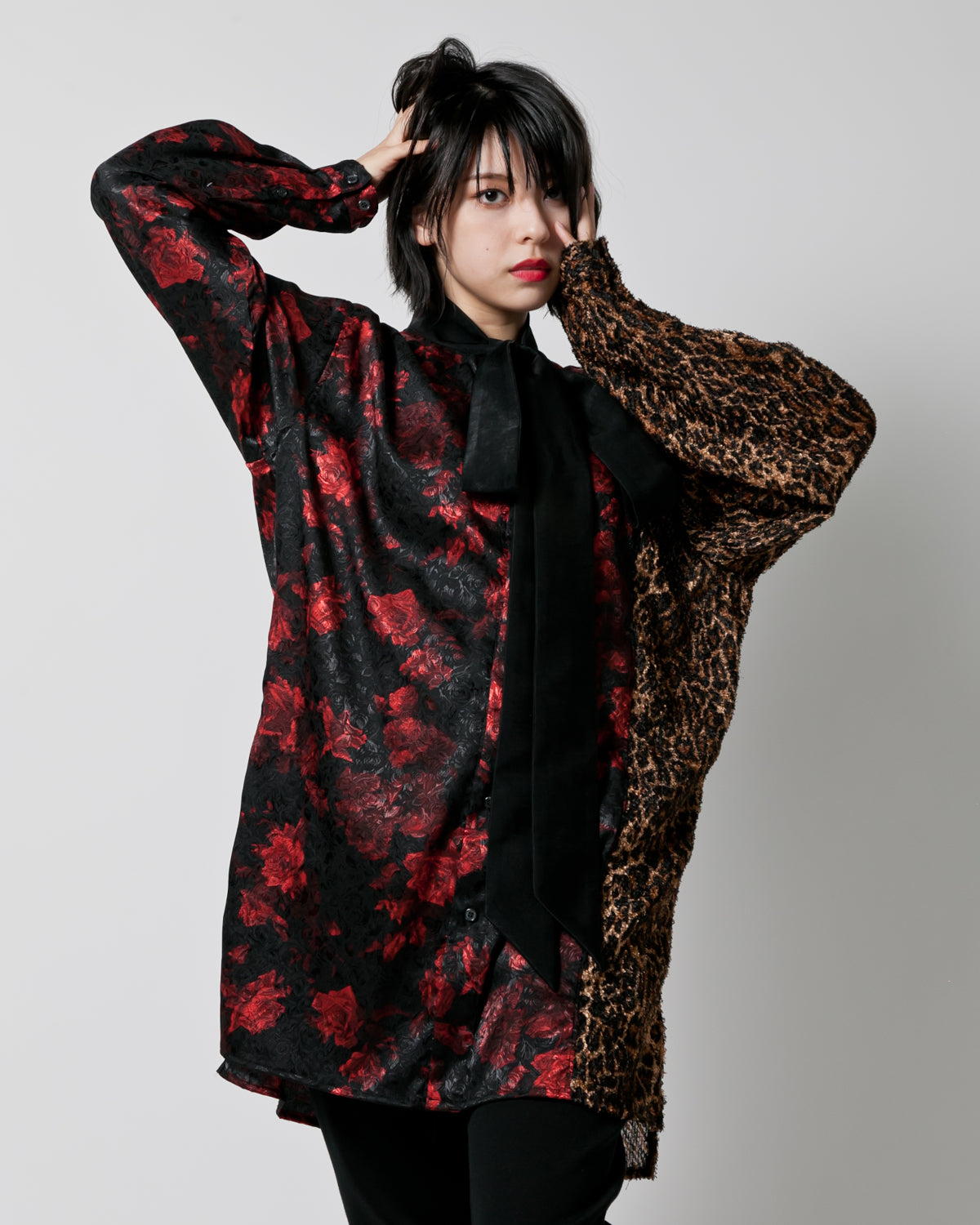 Bennu / Multi-Collar Flower × Leopard Long Shirts