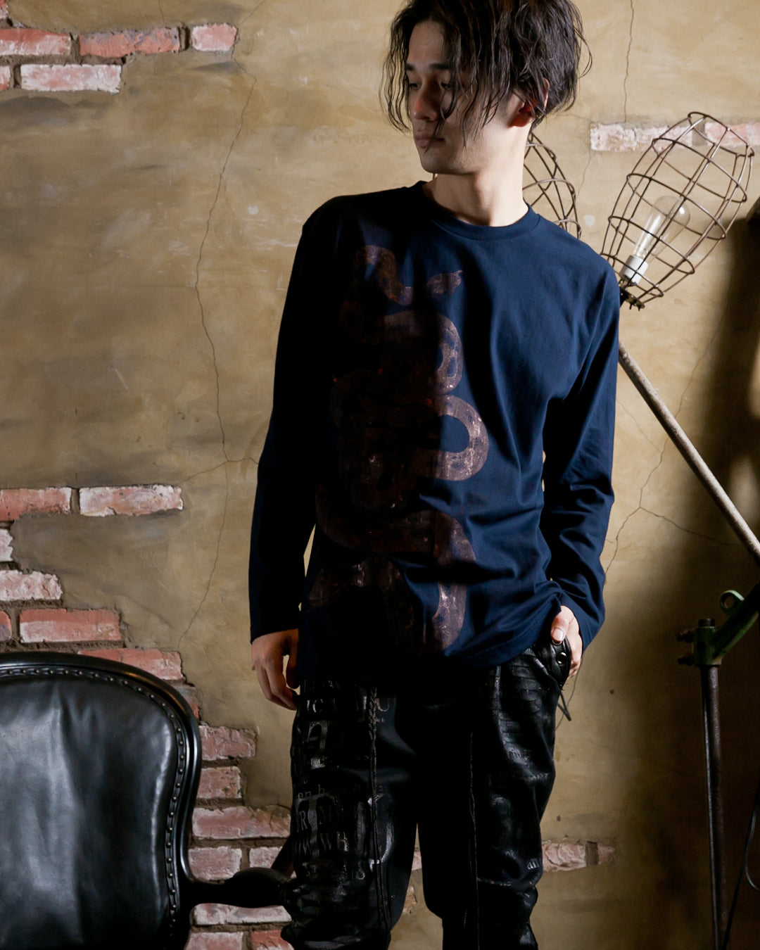 Bennu × TT / Snake Printed Long Sleeve Tee - NAVY