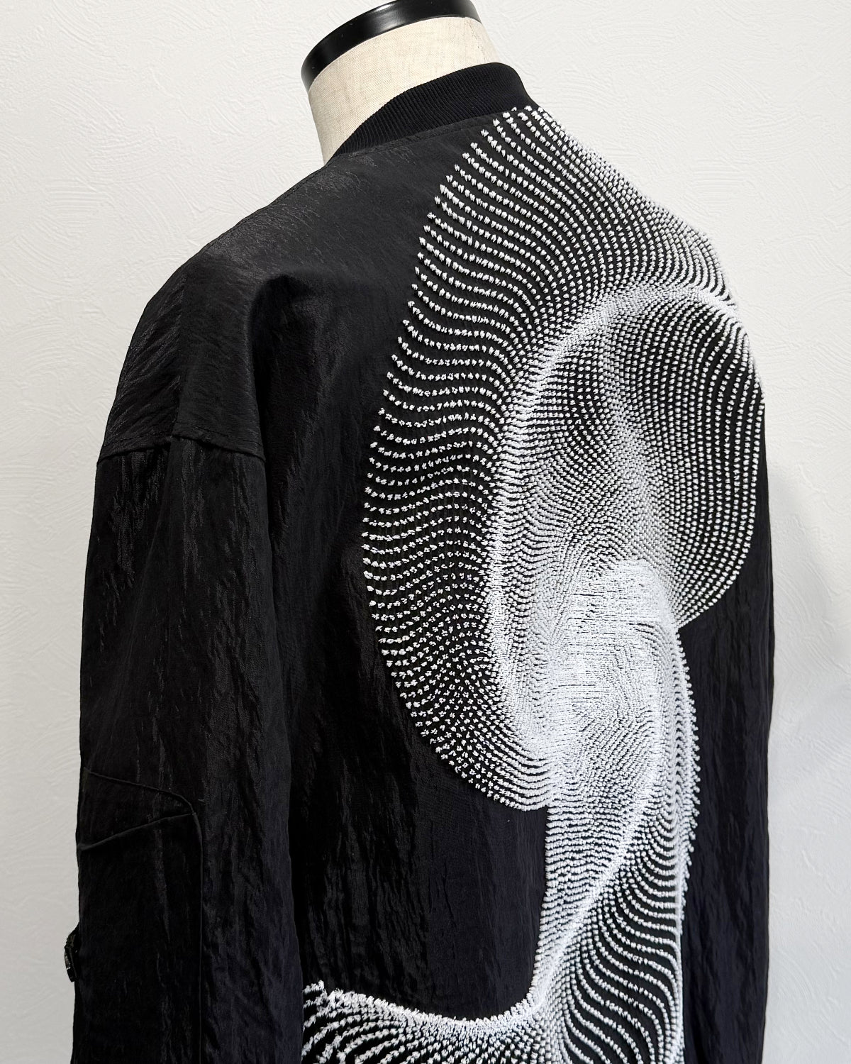 HARRISON WONG / Bomber Jacket With Wavy Dots Lines Embroidery