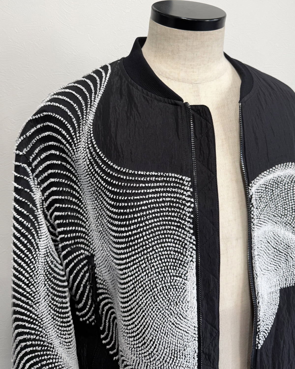 HARRISON WONG / Bomber Jacket With Wavy Dots Lines Embroidery